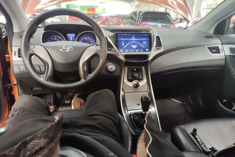 Used Hyundai Elantra (5th Generation / Langdong) 2012 1.6L Manual Leading Model
