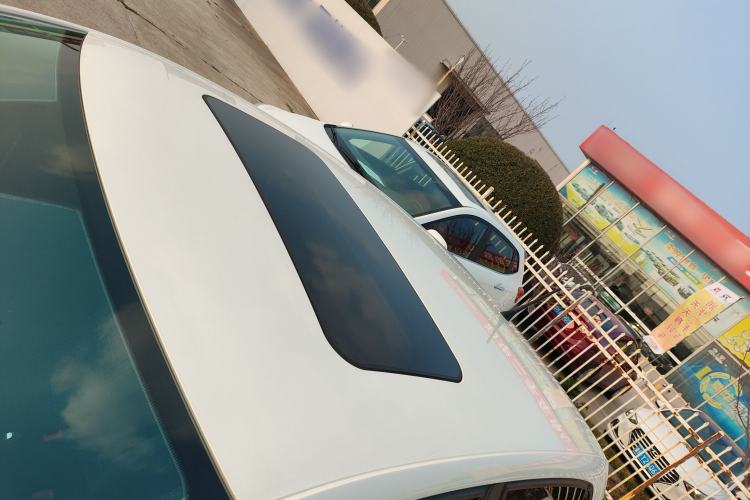 Used Volkswagen Polo 2016 1.6L Automatic Comfort Model Roof