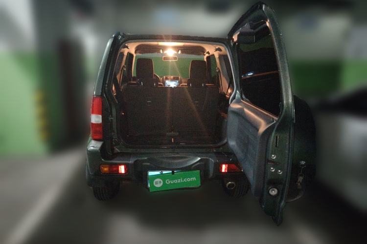 Used Suzuki Jimny 2015 1.3 AT JLX Trunk