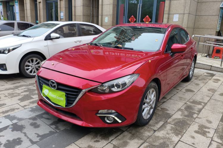 Used Mazda 3 Axela 2016 Sedan 1.5L Automatic Luxury Model