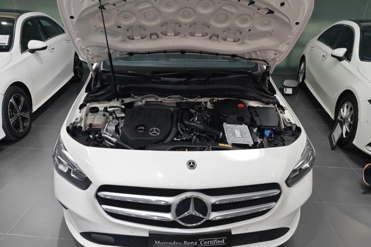 Used Mercedes-Benz B-Class 2022 Second Facelift B 200 Fashion Edition
