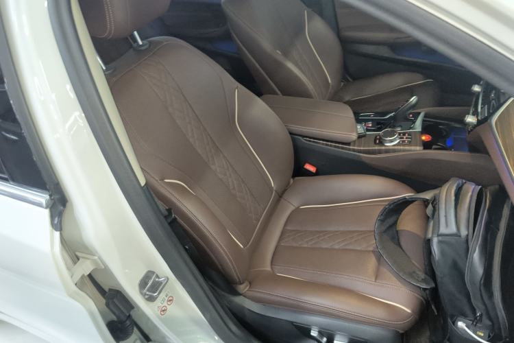 Used BMW 5 Series 2023 530Li Leading Edition Luxury Package
