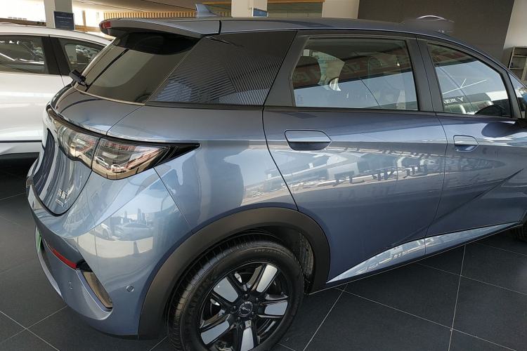 Used BYD Dolphin 2025 Intelligent Driving Version 410 km Fashion Edition
