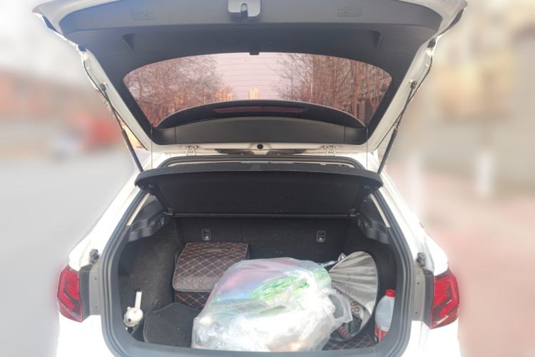 Used Volkswagen C-TREK 2018 230TSI DSG Comfort Model Trunk