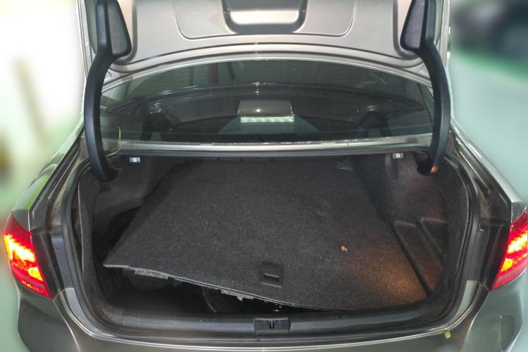 Used Volkswagen Passat 2014 1.8TSI DSG Prestige Edition Trunk