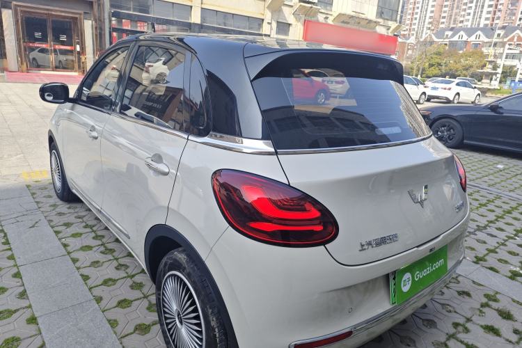 Used Wuling Bingo 2023 333 km Lingxi Connected+ Version
