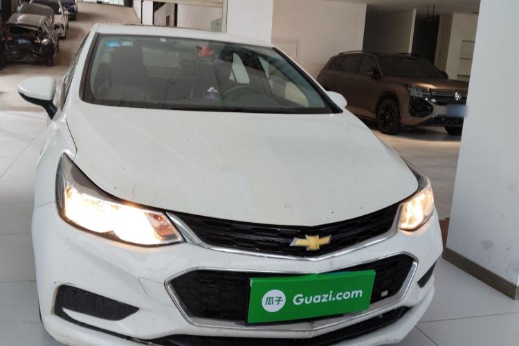 Used Chevrolet Cruze 2018 320 Automatic Pioneer Sunroof Edition Front