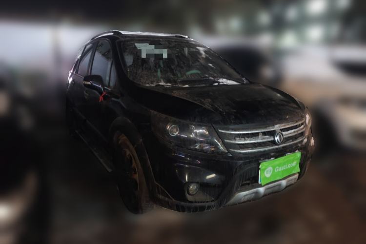 Used FORTHING Joyear X5 2013 1.6L Manual Luxury Model China V Standard Front Right 45 Deg