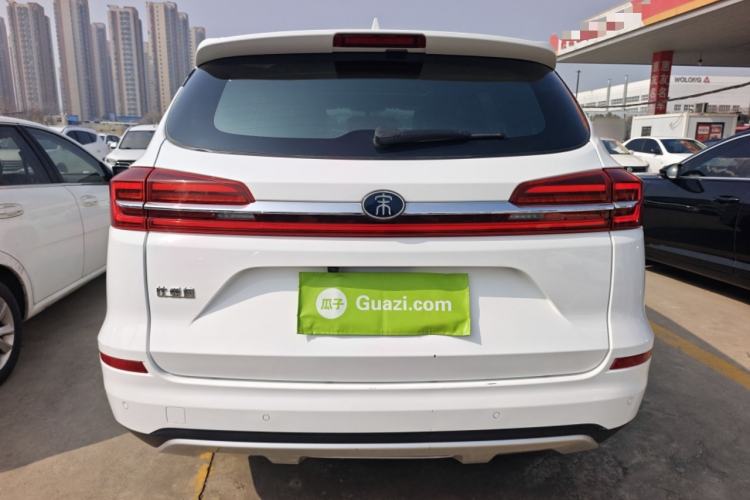 Used BYD Song 2021 Classic Edition 1.5T Manual Luxury Model
