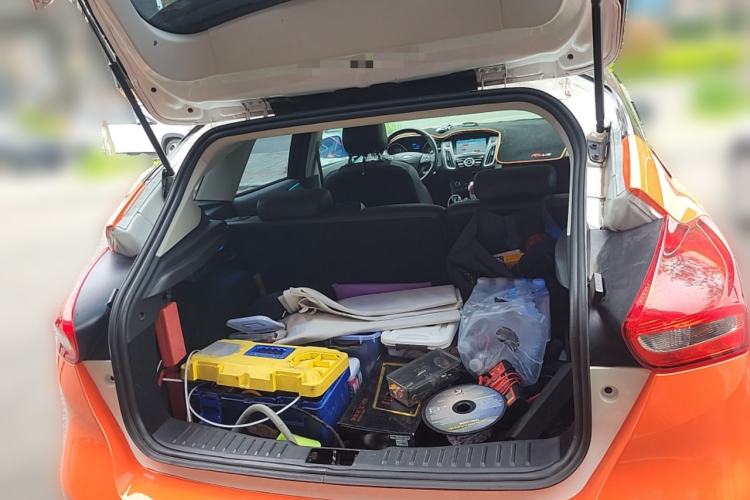 Used Ford Focus 2017 Hatchback 1.6L Automatic Fashion Edition Smart Drive Version Trunk