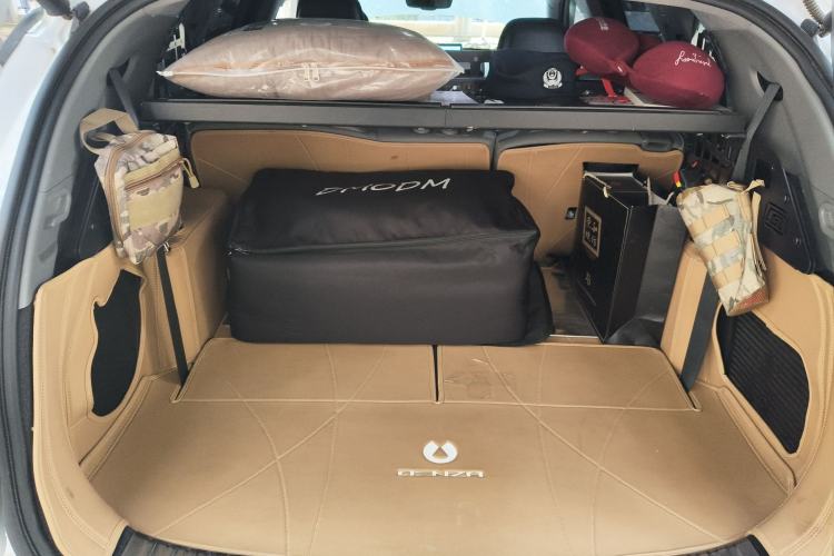 Used Denza N8 2023 Four-Wheel Drive Ultra-Hybrid Flagship Seven-Seater Version