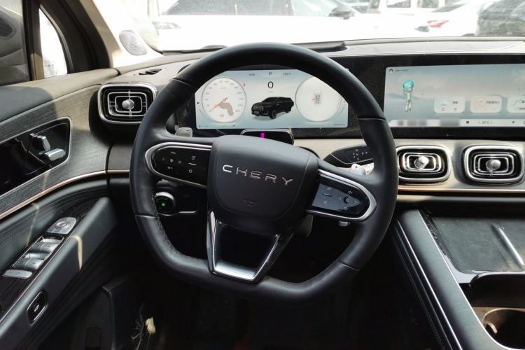 Used Chery Tiggo 9 2023 2.0T Dual-Clutch Two-Wheel Drive Prestige Version 5 Seats