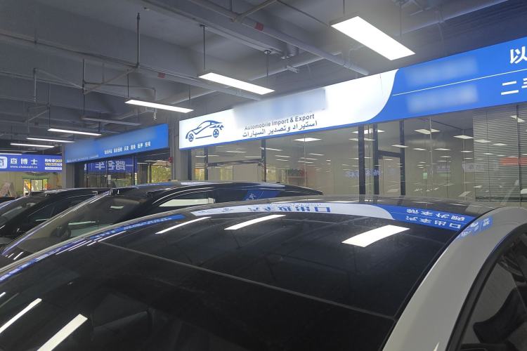 Used Tesla Model Y L 2025 Model Long-Range All-Wheel-Drive Version