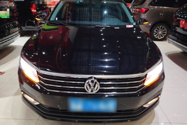 Used Volkswagen Passat 2017 280TSI DSG Luxury Edition
