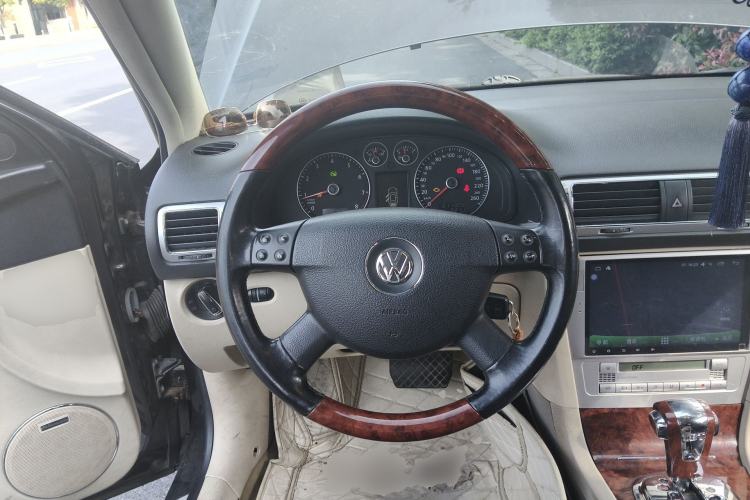 Used Volkswagen Passat 2009 1.8T Automatic Luxury Edition
