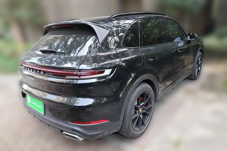 Used Porsche Cayenne 2024 Cayenne 3.0T Rear Right 45 Deg