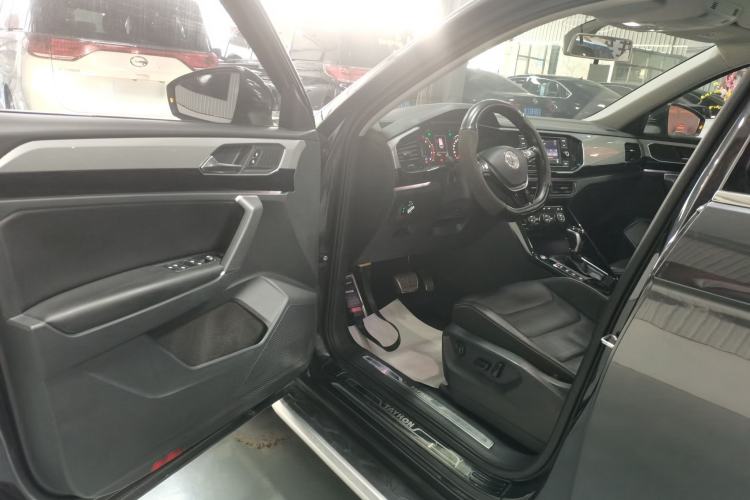 Used Volkswagen Tayron 2019 330TSI Two-Wheel Drive Luxury Model China VI Standard