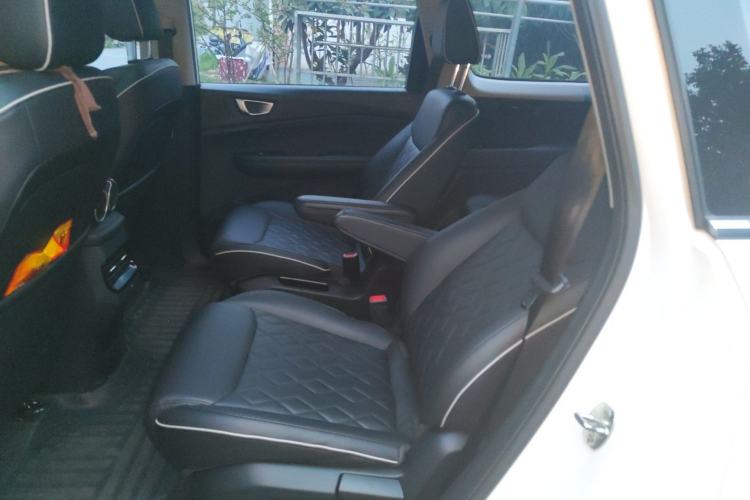 Used Wuling Jiachen 2022 1.5T CVT Deluxe Flagship Edition
