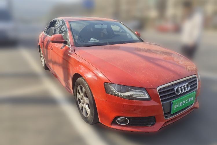 Used Audi A4L 2012 2.0 TFSI automatic Comfort trim level