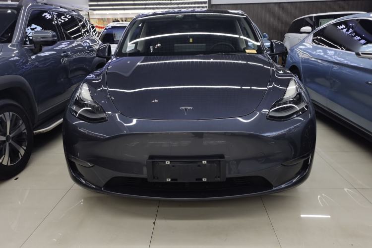 Used Tesla Model Y 2021 Long-Range All-Wheel-Drive Version
