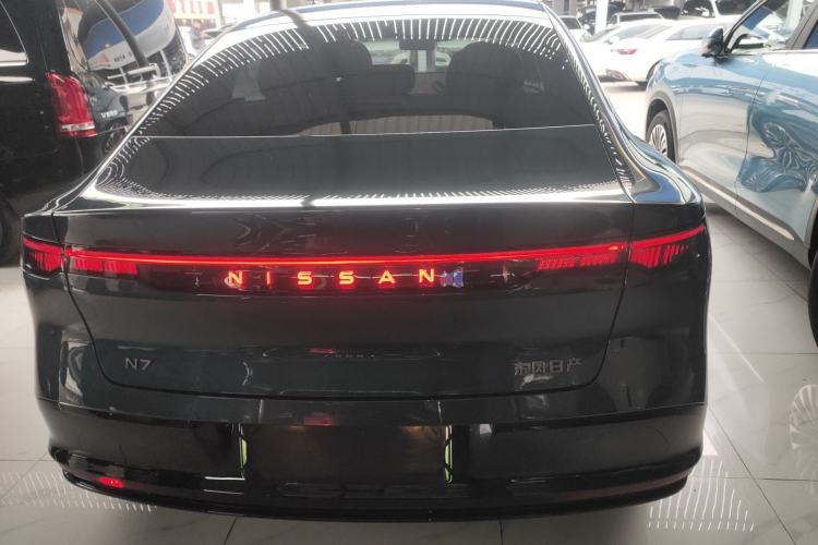 Used Nissan N7 2025 510 Air Rear