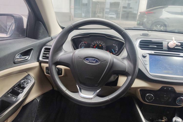 Used Ford Escort 2015 1.5L Manual Comfort Model Steering Wheel