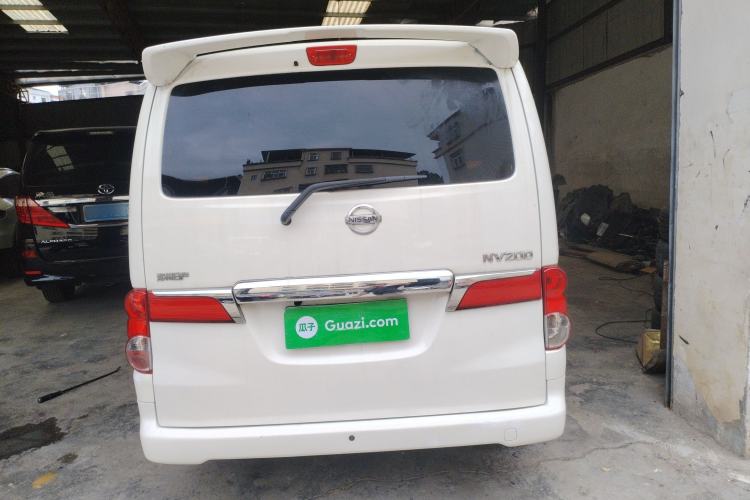 Used Nissan NV200 2014 1.6L CVT Luxury Model China IV Standard