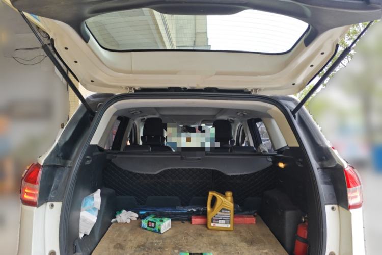 Used Ford Kuga 2015 1.5L GTDi Two-Wheel Drive Fashion Edition Trunk