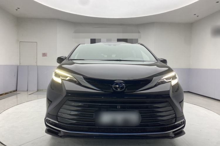 Used Toyota SIENNA 2024 2.5L Hybrid Prestige Deluxe Edition