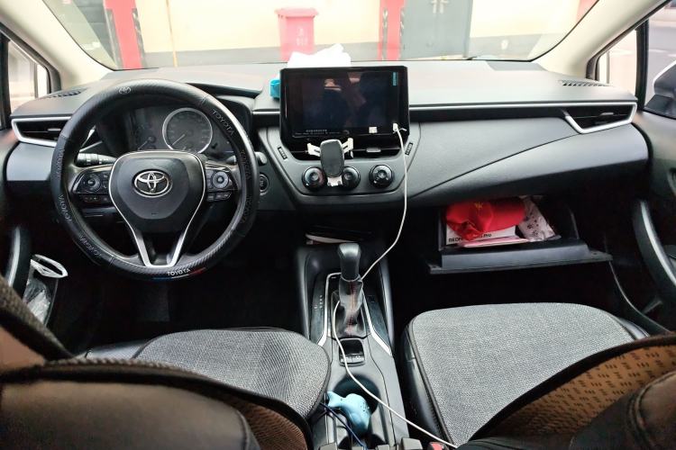 Used Toyota Corolla 2021 1.2T S-CVT Pioneer PLUS Edition Center Console