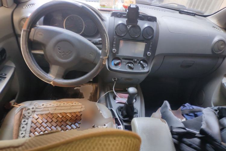 Used Wuling Hongguang 2014 1.2L Base Model China IV
