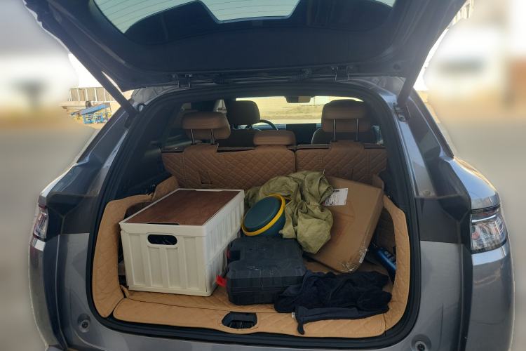 Used BYD Song L DM-i 2024 112 km Beyond Edition Trunk