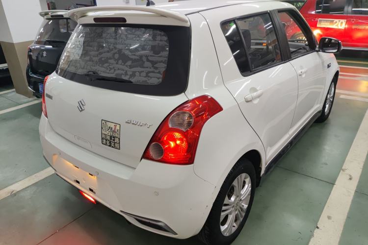 Used Suzuki Swift 2014 1.5L Automatic Fashion Edition Rear Right 45 Deg