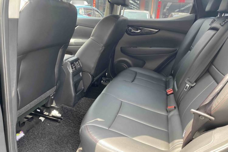 Used Nissan Qashqai 2023 Classic 2.0L CVT XV Comfort Edition Interior 3