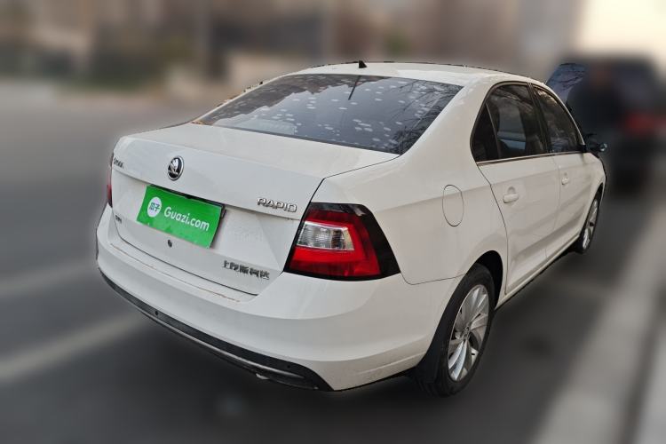 Used Skoda Rapid 2018 1.6L Automatic Comfort Edition
