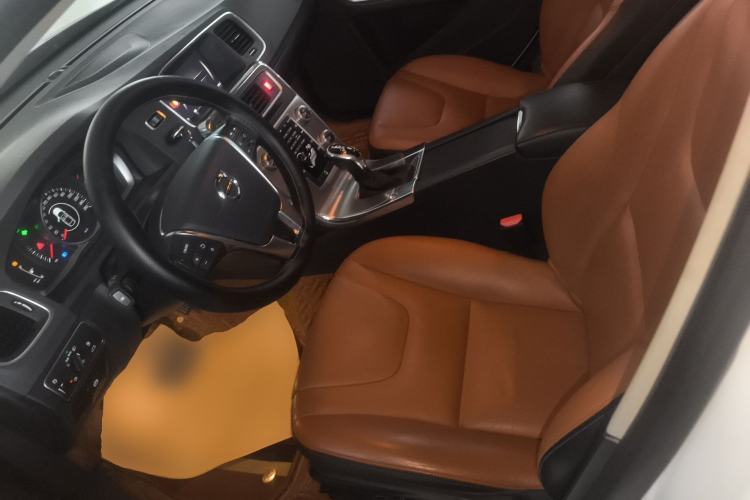 Used Volvo S60 2019 S60L Facelift T5 Intelligent Advanced Edition
