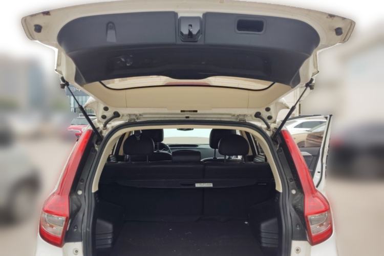 Used Geely Auto Vision X6 2016 1.3T CVT Flagship Model Trunk