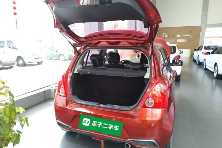 Used Suzuki Swift 2014 1.5L Automatic Fashion Edition