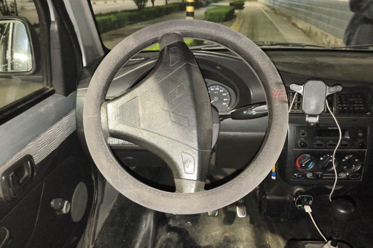 Used Wuling Rongguang 2011 1.2L Base Version
