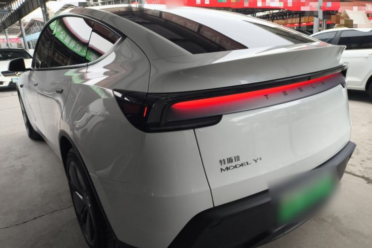 Used Tesla Model Y 2025 Long-Range All-Wheel Drive First Edition