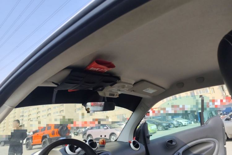 Used smart fortwo 2015 1.0L 52 kW hardtop Dynamic version