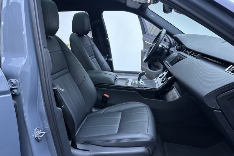 Used Land Rover Range Evoque 2020 249 PS R-DYNAMIC S Sport Edition Interior 3