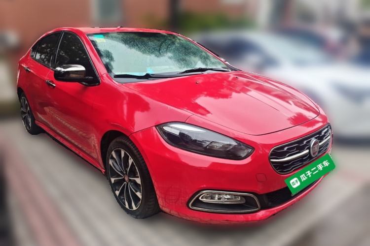 Used Fiat Viaggio 2015 1.4T Automatic Enjoyment Edition
