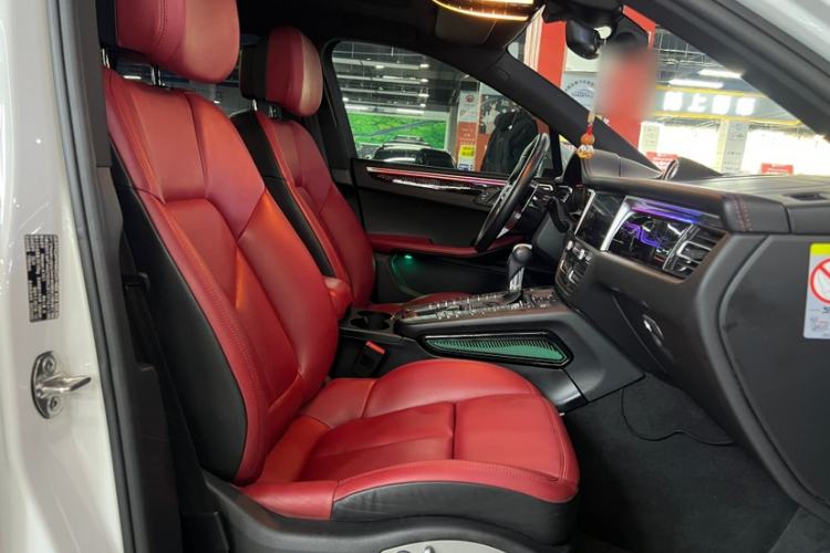 Used Porsche Macan 2018 Macan 2.0T Interior 6