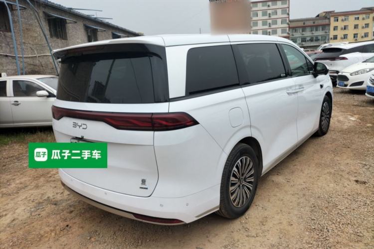 Used BYD Xia 2025 DM-i 1.5T 180km Excellence Model Rear Right 45 Deg