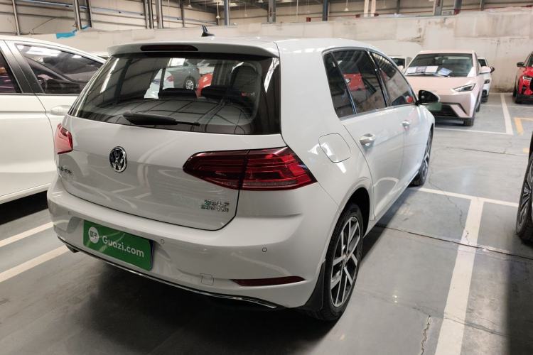 Used Volkswagen Golf 2020 200TSI DSG Comfortable and Ambitious Edition