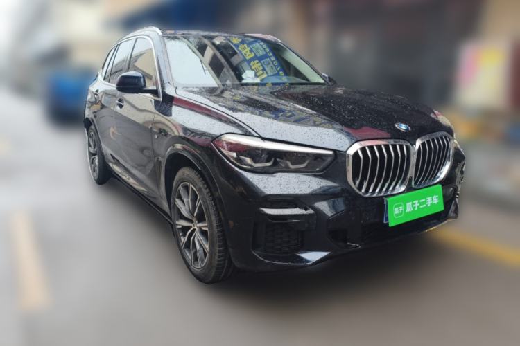 Used BMW X5 2021 Restyled xDrive30i M Sport Package Front Right 45 Deg