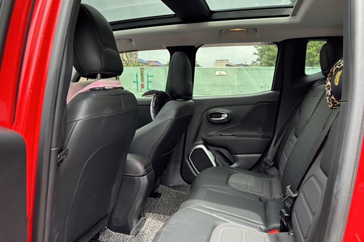 Used Jeep Renegade 2019 220T Automatic Leading Edition