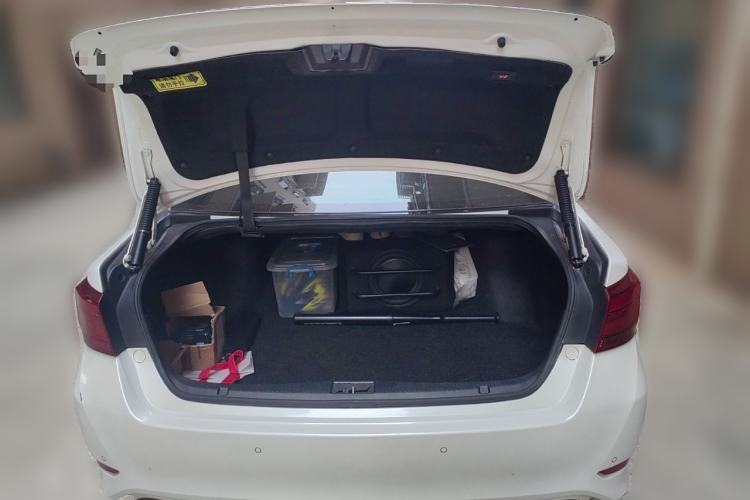 Used Toyota Crown 2015 2.0T Fashion Edition Trunk