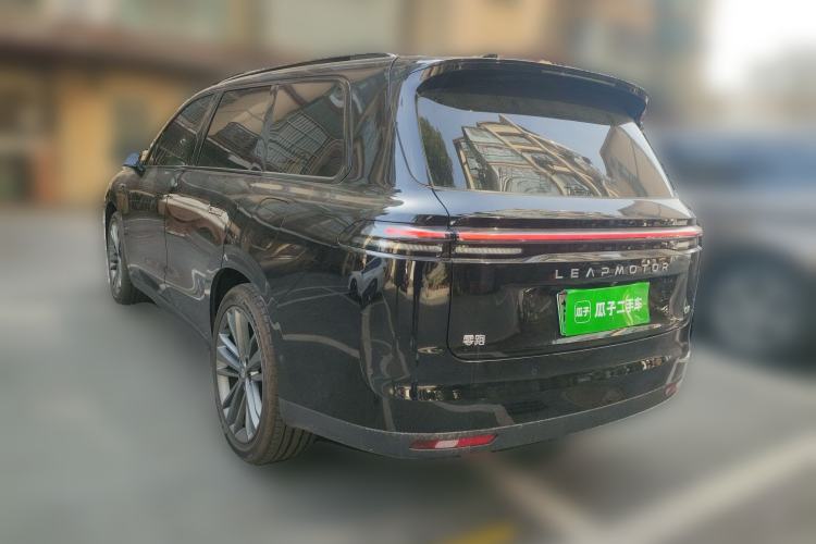 Used Leapmotor C16 2024 Range-Extended 200 Luxury Edition Rear Left 45 Deg